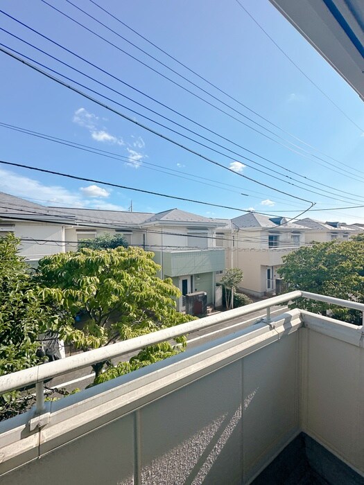 物件内観写真16　(室内からの展望)