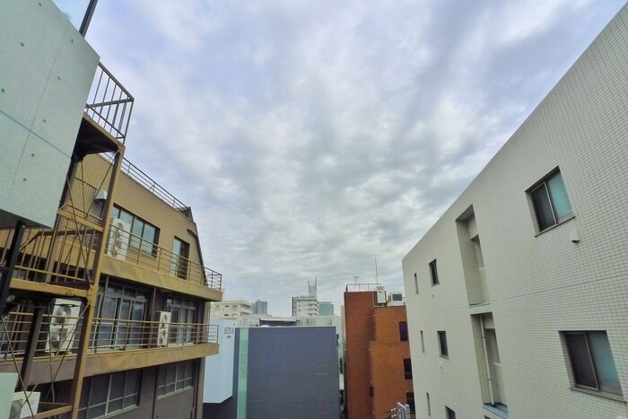 物件内観写真22　(室内からの展望)