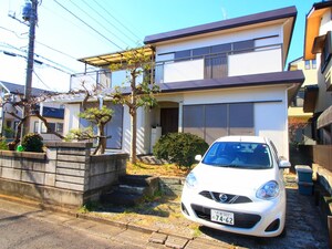 西高尾４丁目貸家外観写真