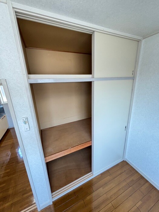 物件内観写真17　(収納)