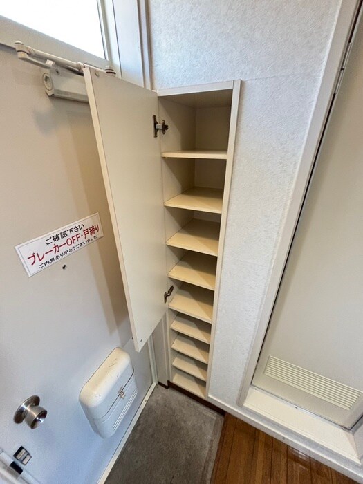 物件内観写真18　(靴箱)