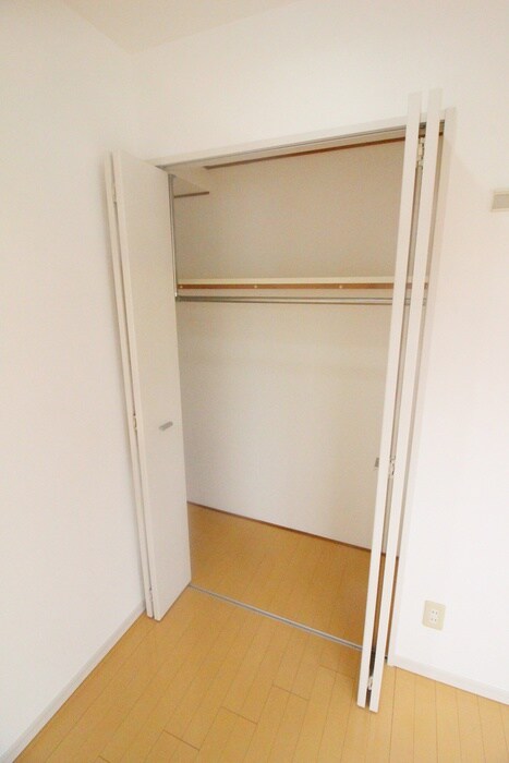物件内観写真11　(収納)