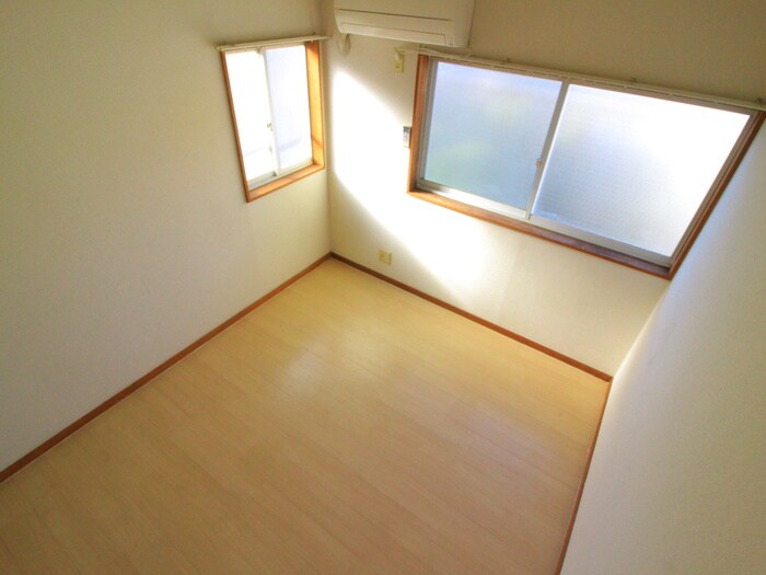 物件内観写真11　(居室)