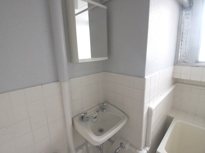 物件内観写真14　(洗面)