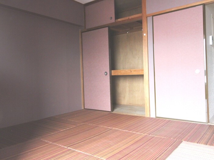 物件内観写真16　(居室)