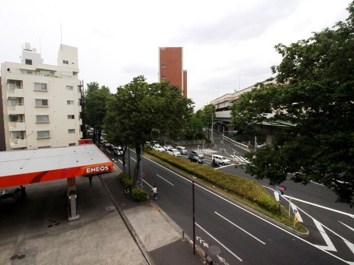 物件内観写真22　(室内からの展望)