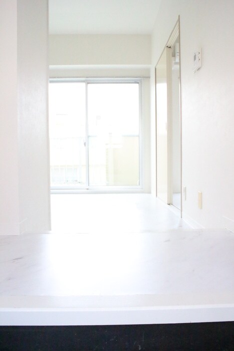 物件内観写真10　(玄関)