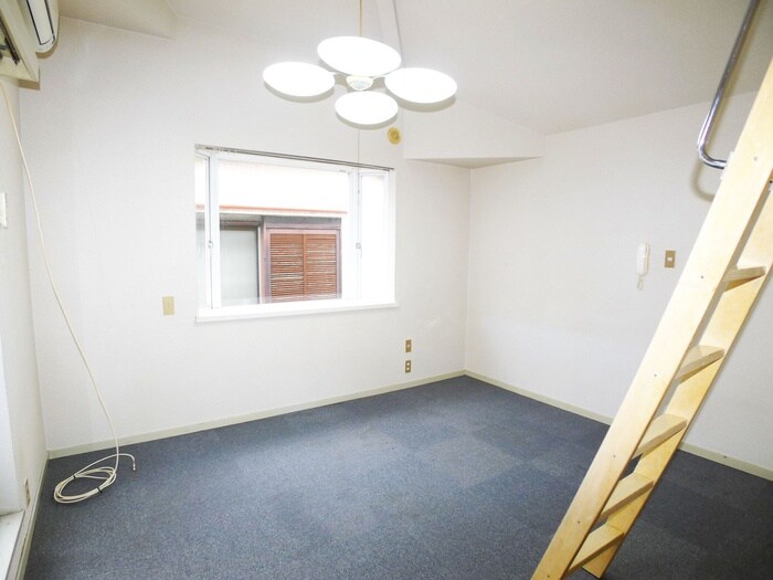 物件内観写真5　(居室)