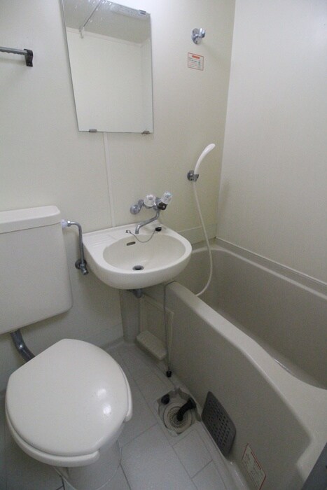 物件内観写真12　(バス／シャワールーム等)