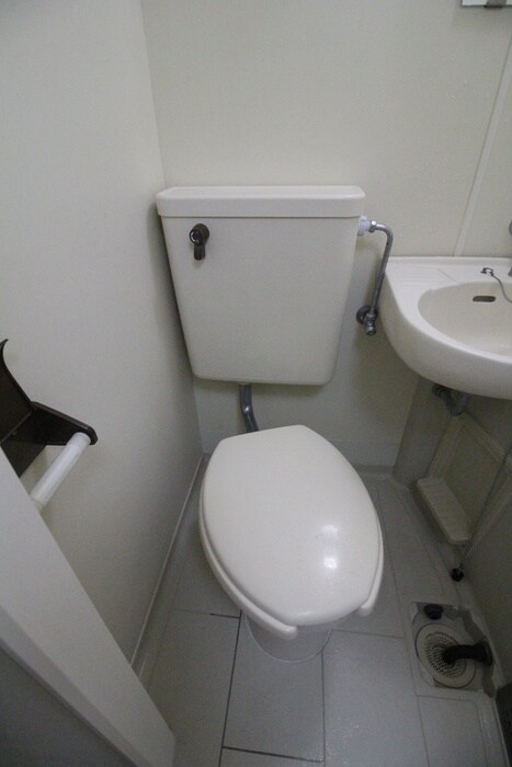 物件内観写真14　(トイレ)