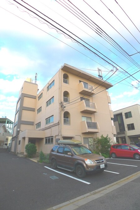鳳マンション外観写真