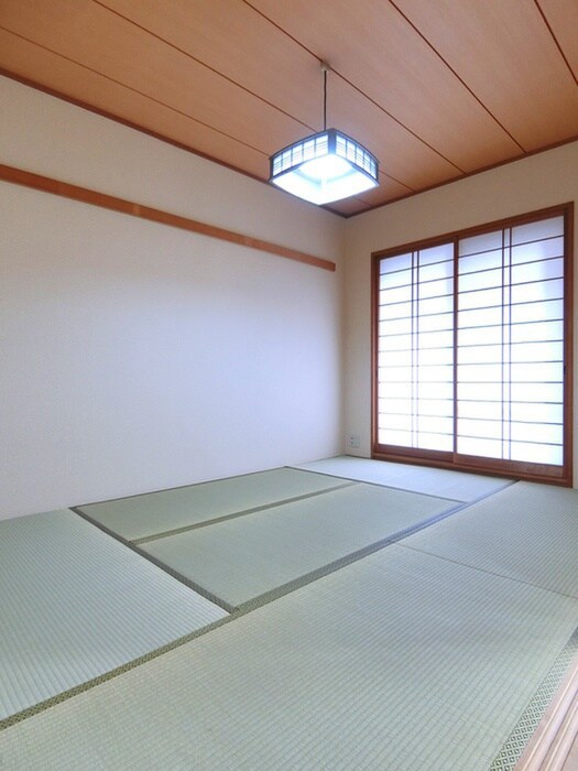 マ・メゾン寿の居室