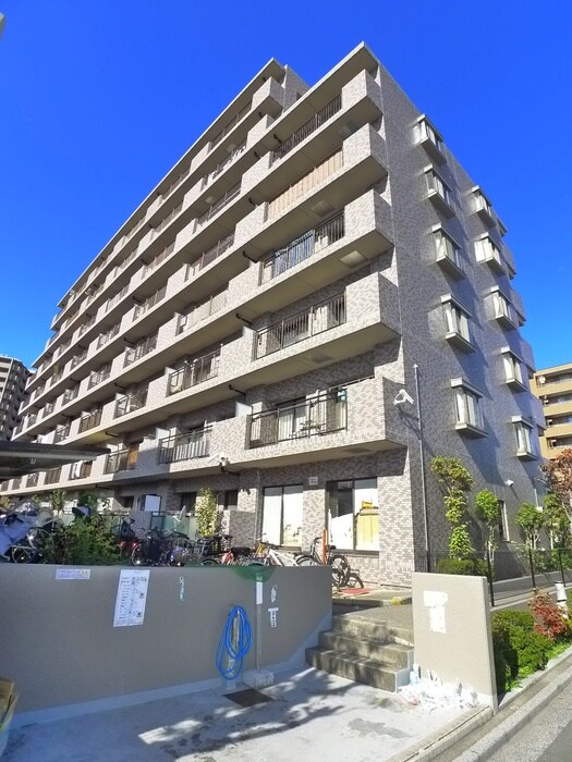 物件外観写真3　(駐輪場)