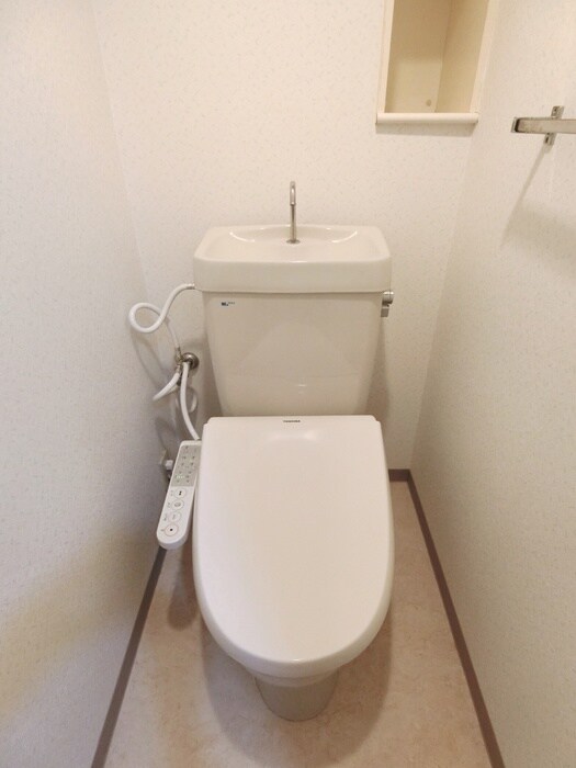 物件内観写真15　(トイレ)