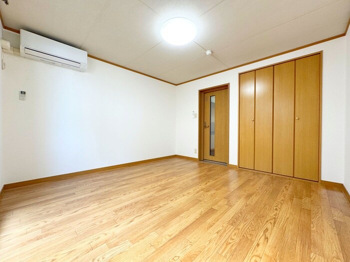 物件内観写真6　(居室)