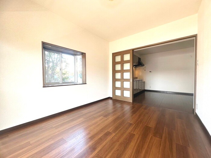 物件内観写真8　(居室)