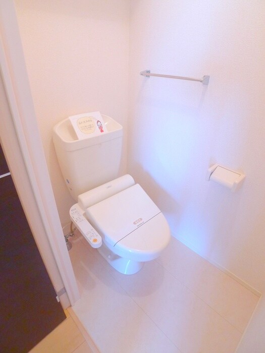 物件内観写真17　(トイレ)