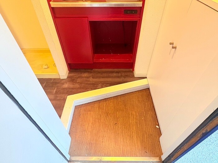 物件内観写真17　(玄関)