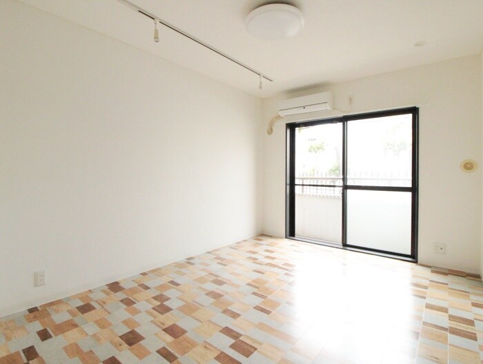 物件内観写真17　(居室)