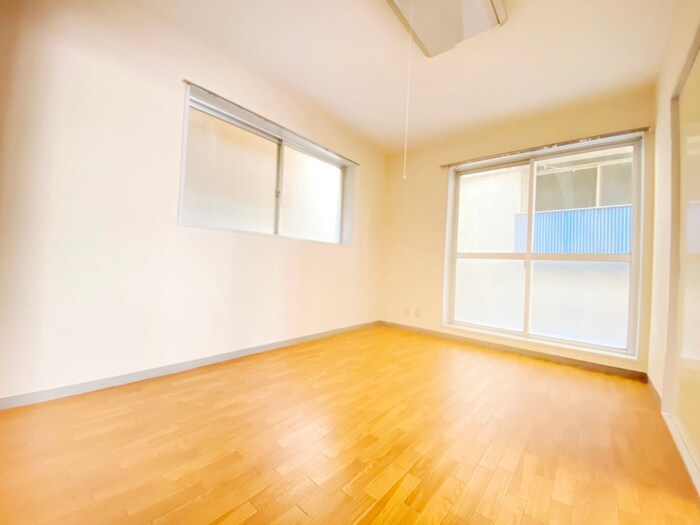 シティハイム曙の居室