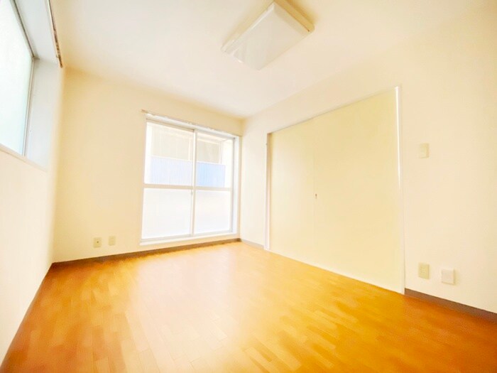 シティハイム曙の居室