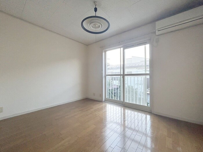 物件内観写真6　(居室)