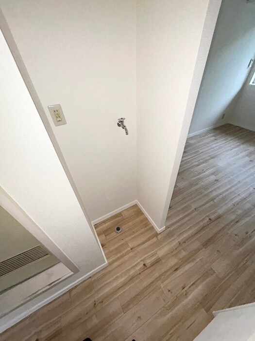 物件内観写真14　(洗濯機置場)