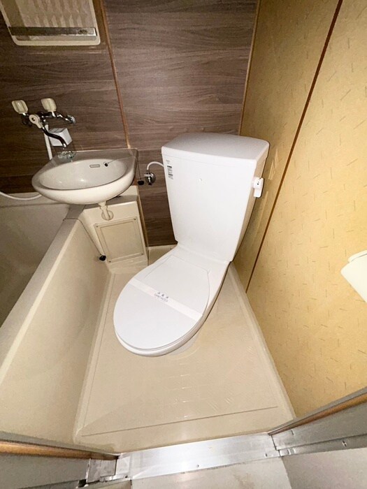 物件内観写真15　(トイレ)