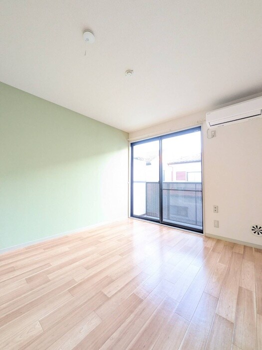 物件内観写真7　(居室)