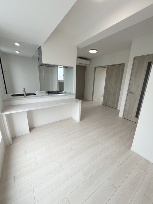 物件内観写真11　(居室)