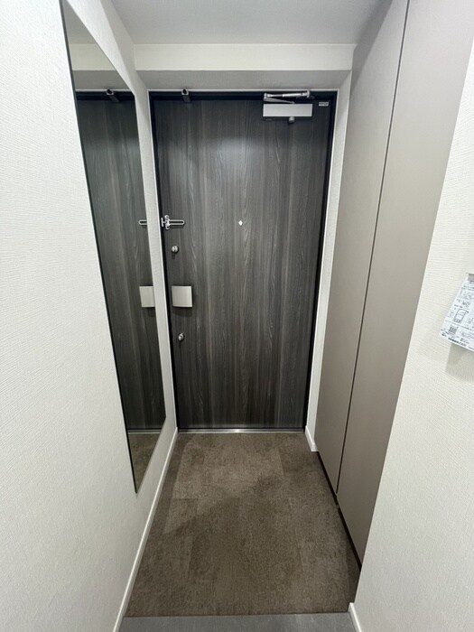 物件内観写真18　(玄関)