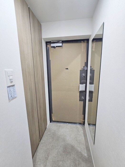 物件内観写真19　(玄関)