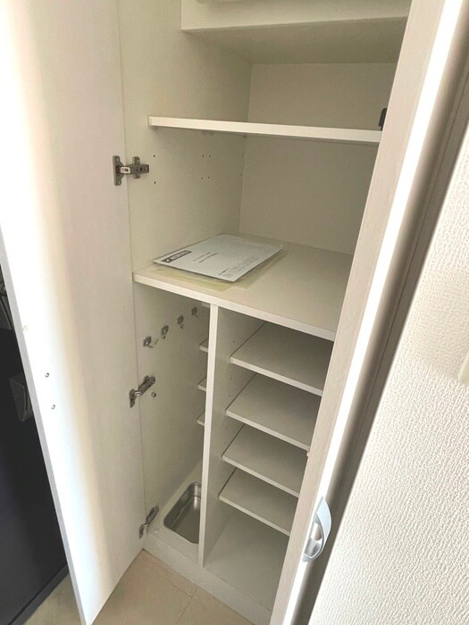 物件内観写真19　(靴箱)
