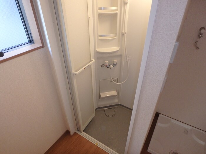 物件内観写真5　(バス／シャワールーム等)