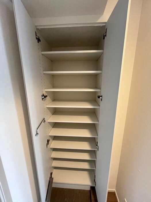 物件内観写真16　(靴箱)