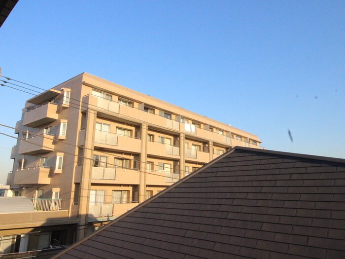 物件内観写真22　(室内からの展望)