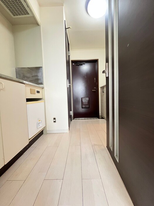 物件内観写真16　(廊下)
