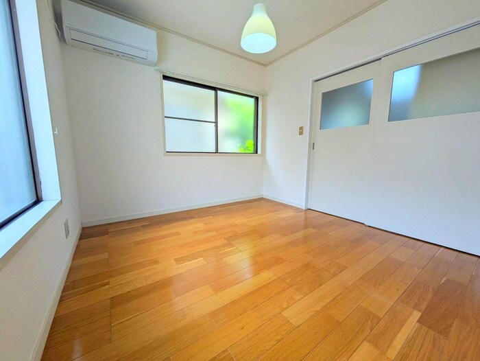 物件内観写真13　(居室)