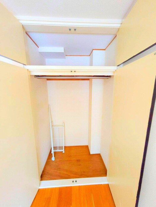 物件内観写真16　(収納)