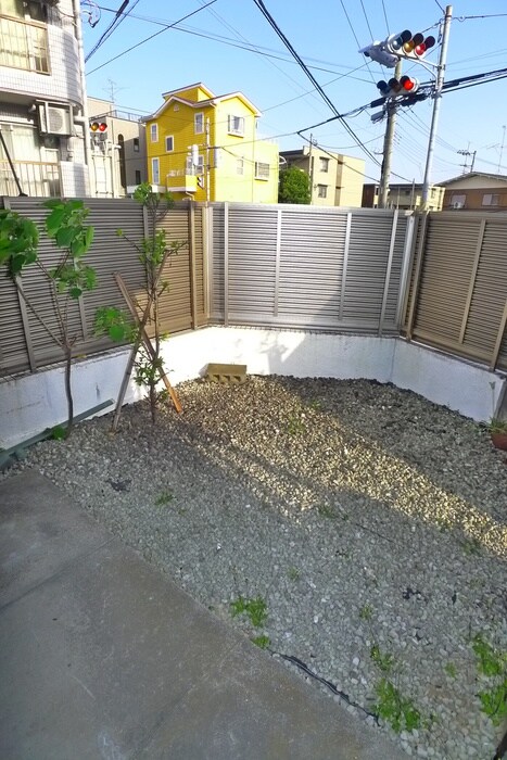 物件内観写真16　(室内からの展望)