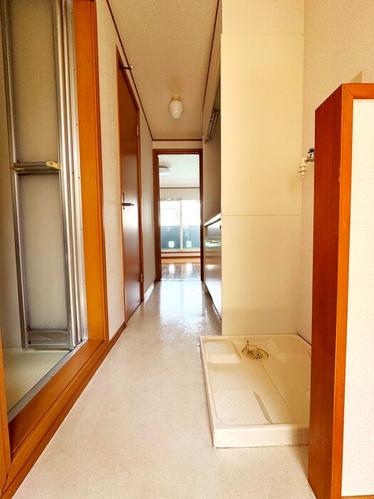 物件内観写真17　(廊下)
