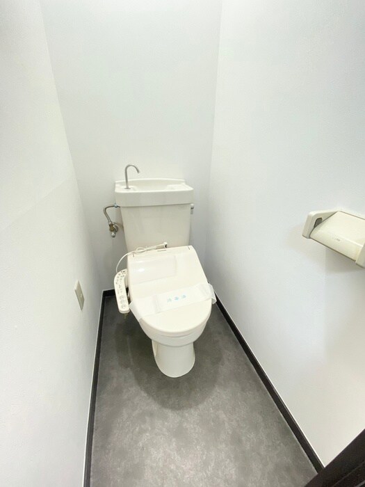 物件内観写真12　(トイレ)