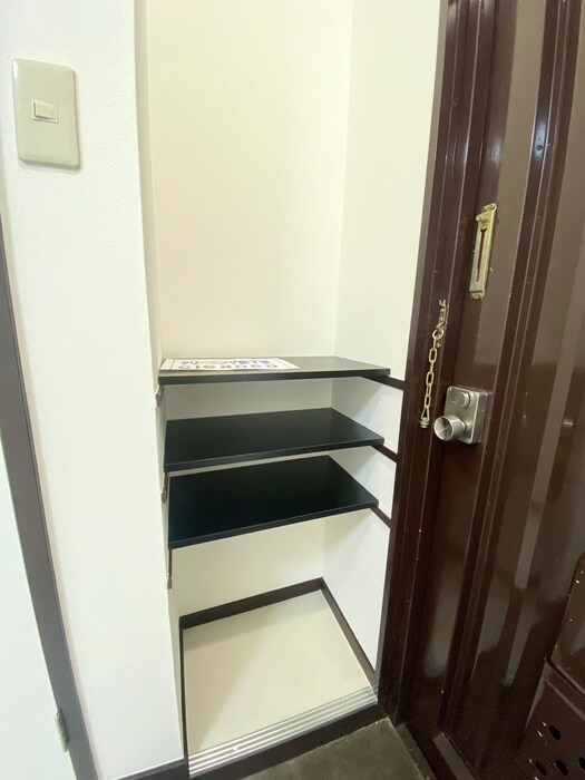 物件内観写真19　(靴箱)