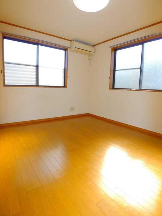 物件内観写真6　(居室)