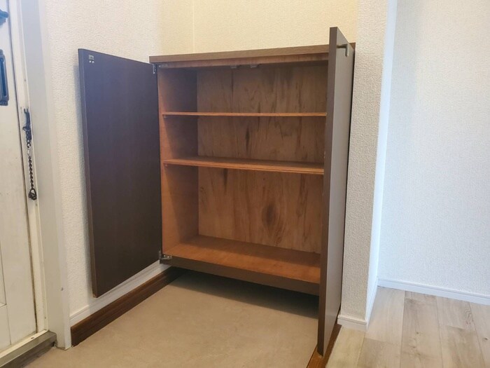 物件内観写真15　(靴箱)
