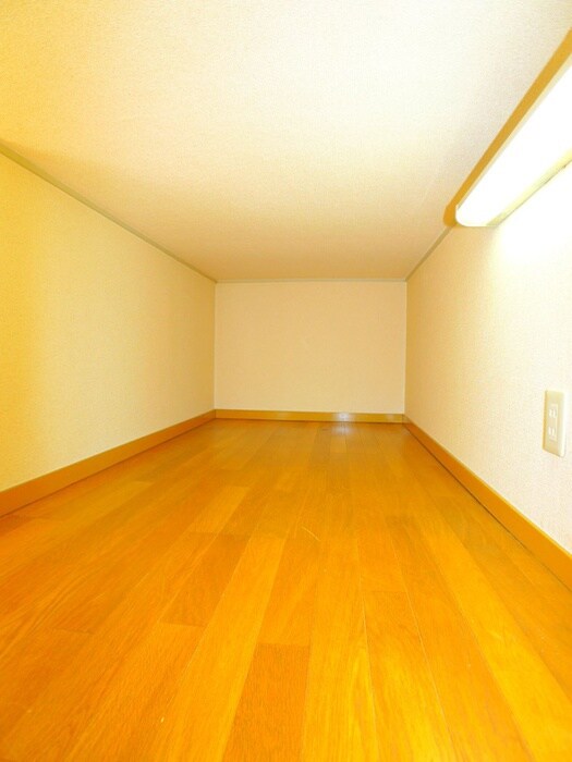 物件内観写真9　(ロフト)