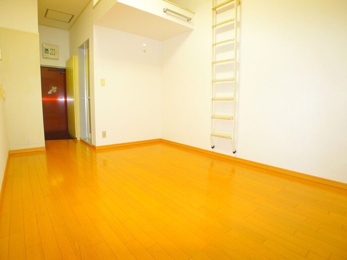 物件内観写真13　(玄関)