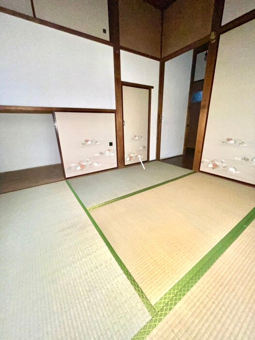 物件内観写真10　(居室)