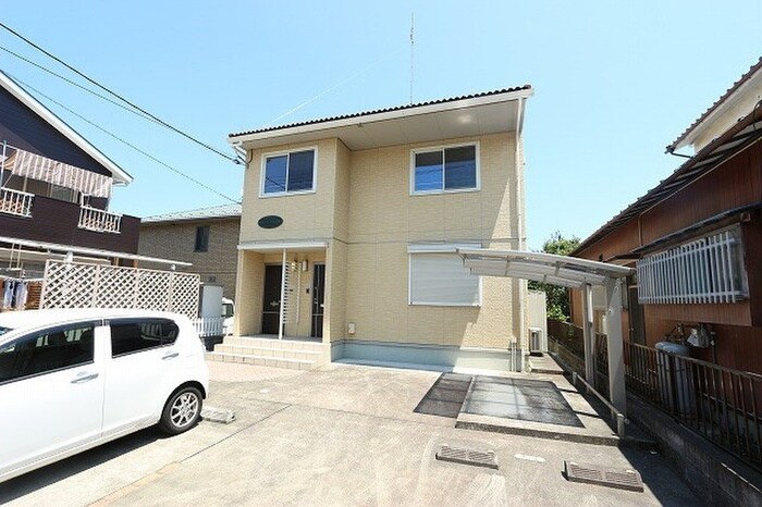 物件外観写真2　(駐輪場)