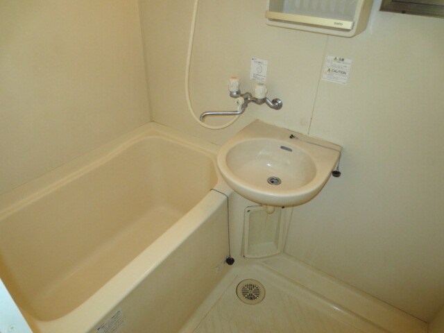 物件内観写真13　(バス／シャワールーム等)